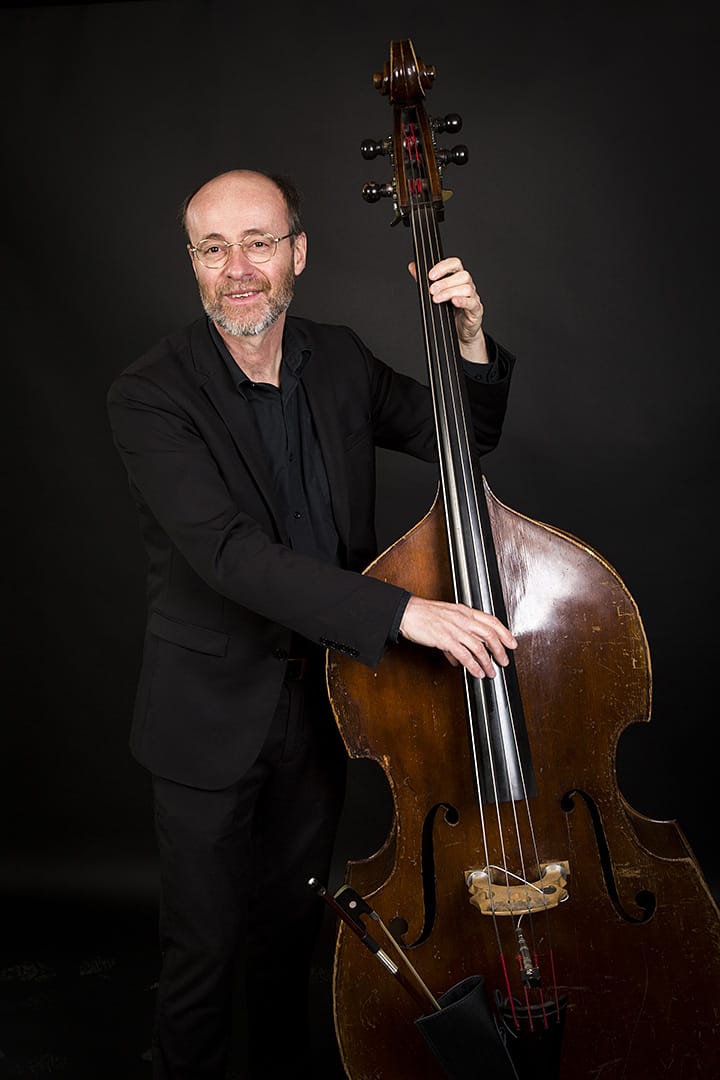 Olivier Rivaux, contrebassiste du groupe de jazz Be'swing pour mariage à Paris